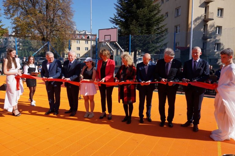 Mamy nowe boisko sportowe
